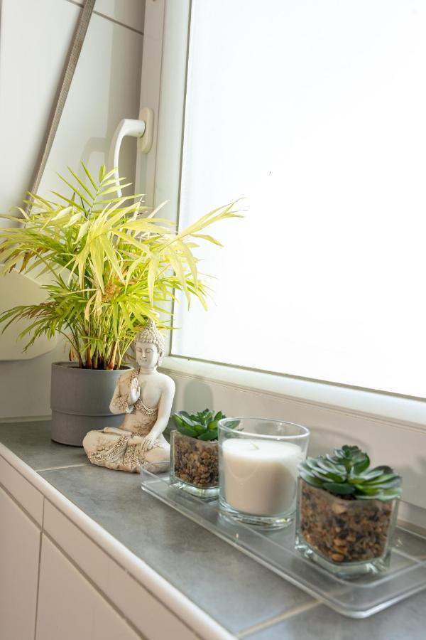 #1 Modernes Zimmer Mit Pool Und Garten Memmingen Eksteriør billede